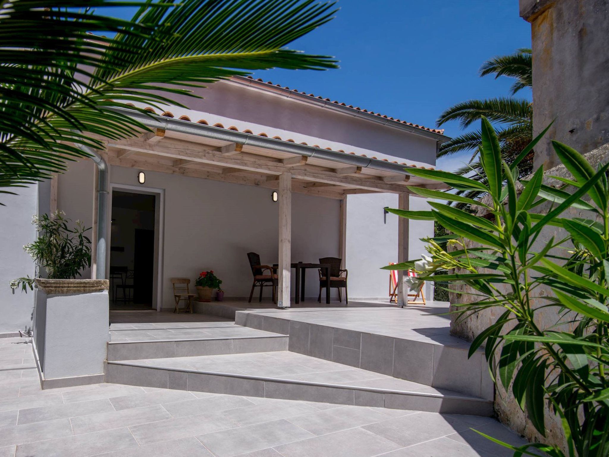 Schöne Wohnung in Veli Lošinj mit Garten