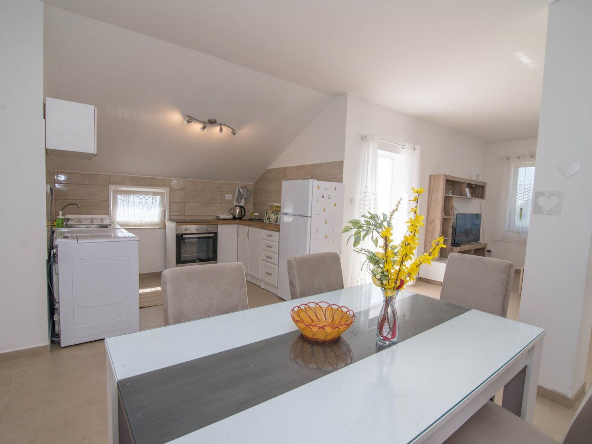 Tia Appartement mit Meerblick-Image-tags.info