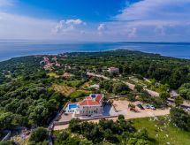 Villa Bramasole Lun: Luxe privévilla met zwembad op 500 meter van zee - thumbnail 4