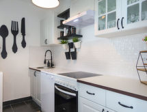 Knusse 2-slaapkamer woning op 800m van strand en centrum Rab - thumbnail 4