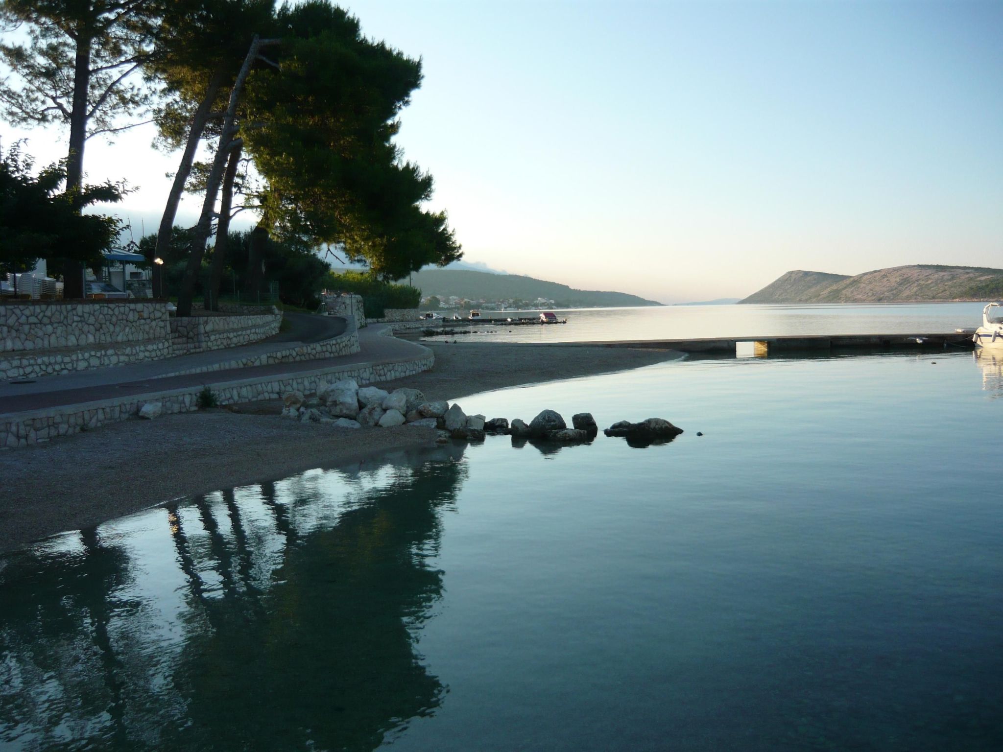 Wohnung in Barbat mit Terrasse und Grill-Binnen