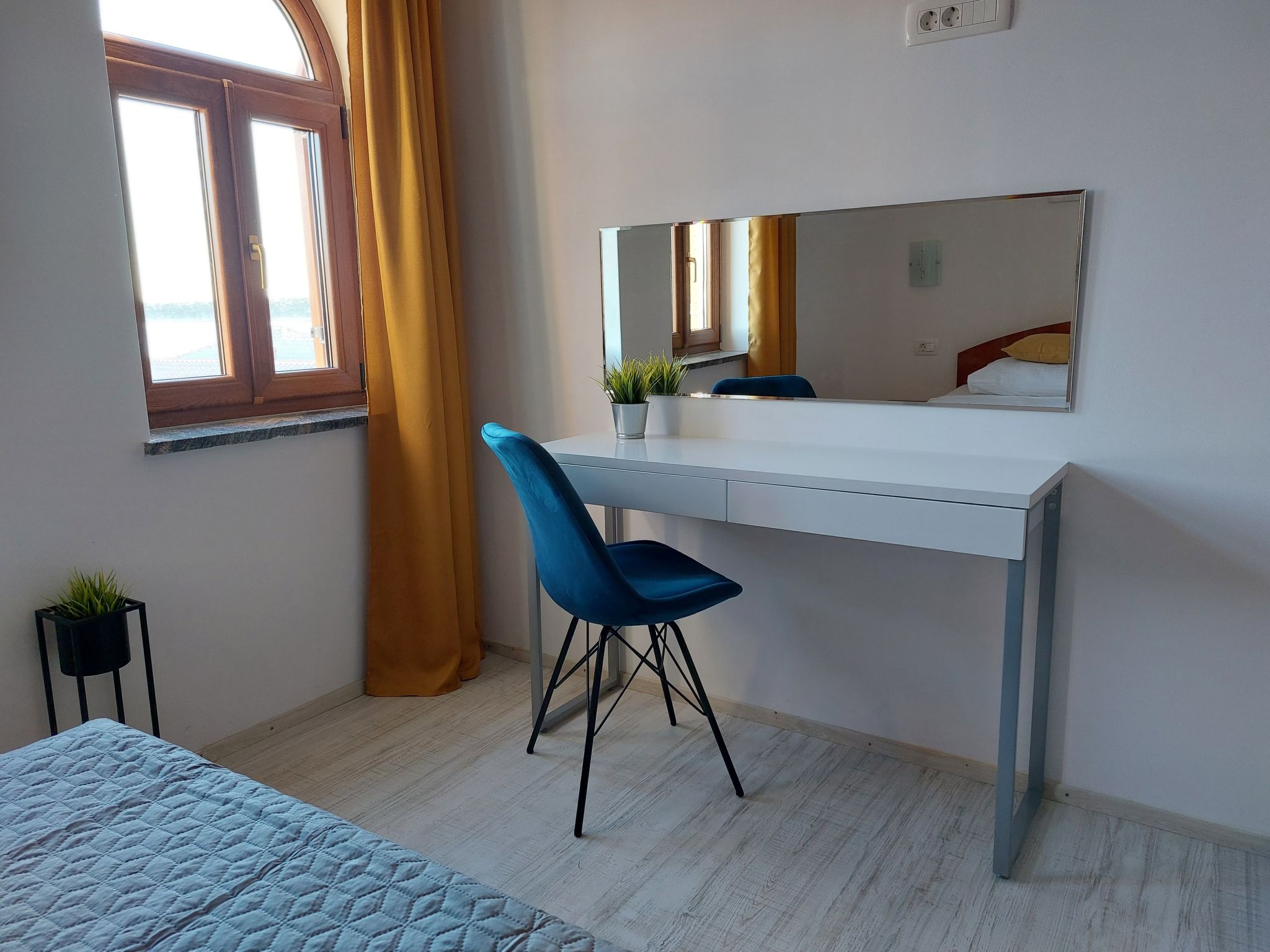 Appartement in Barbat mit Großer Terrasse-Binnen
