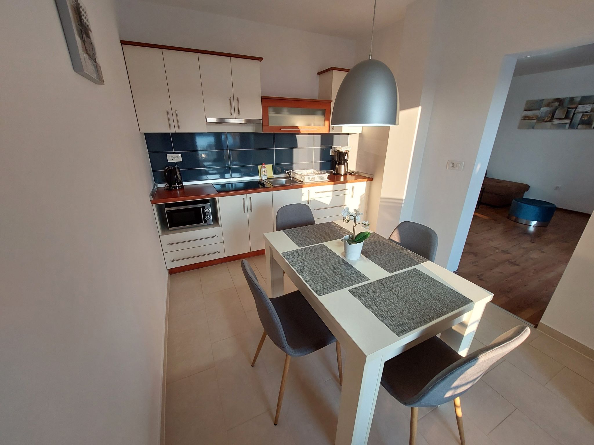 Appartement in Barbat mit Großer Terrasse-Binnen