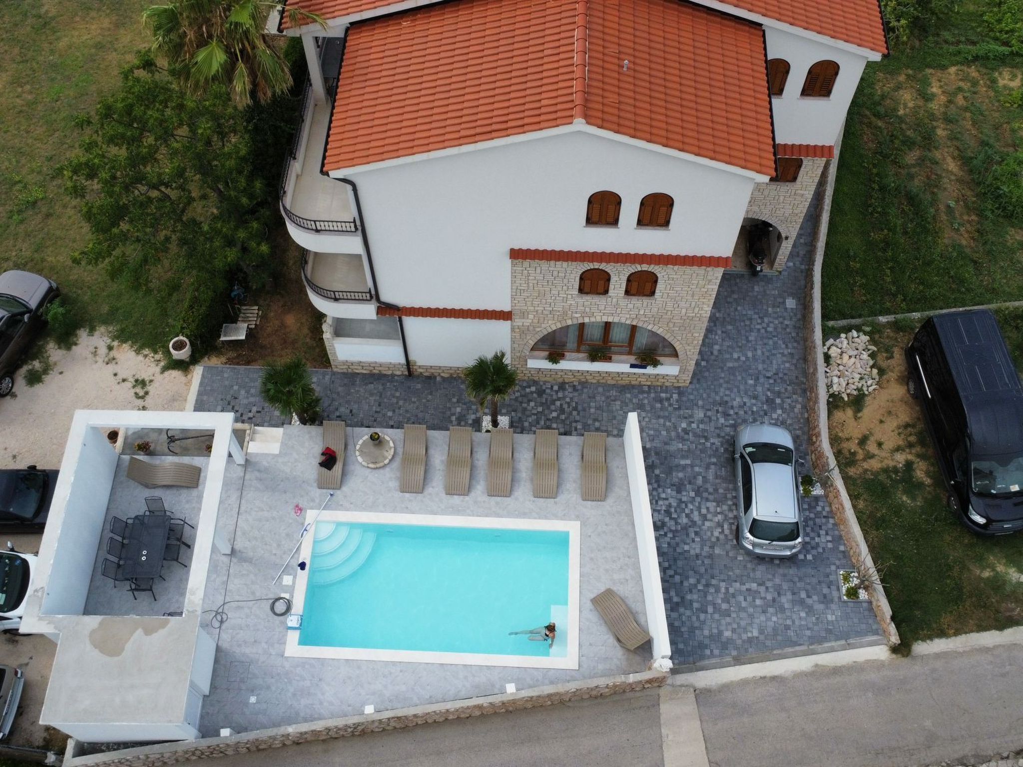 Appartement in Barbat mit Großer Terrasse-Binnen