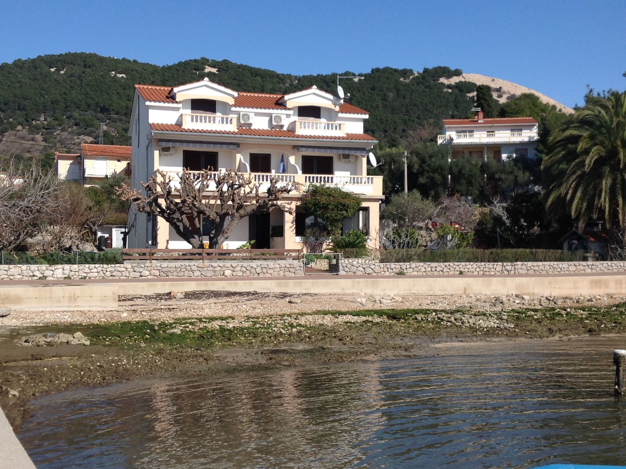 Wohnung 4 mit Meerblick Apartment in Rab