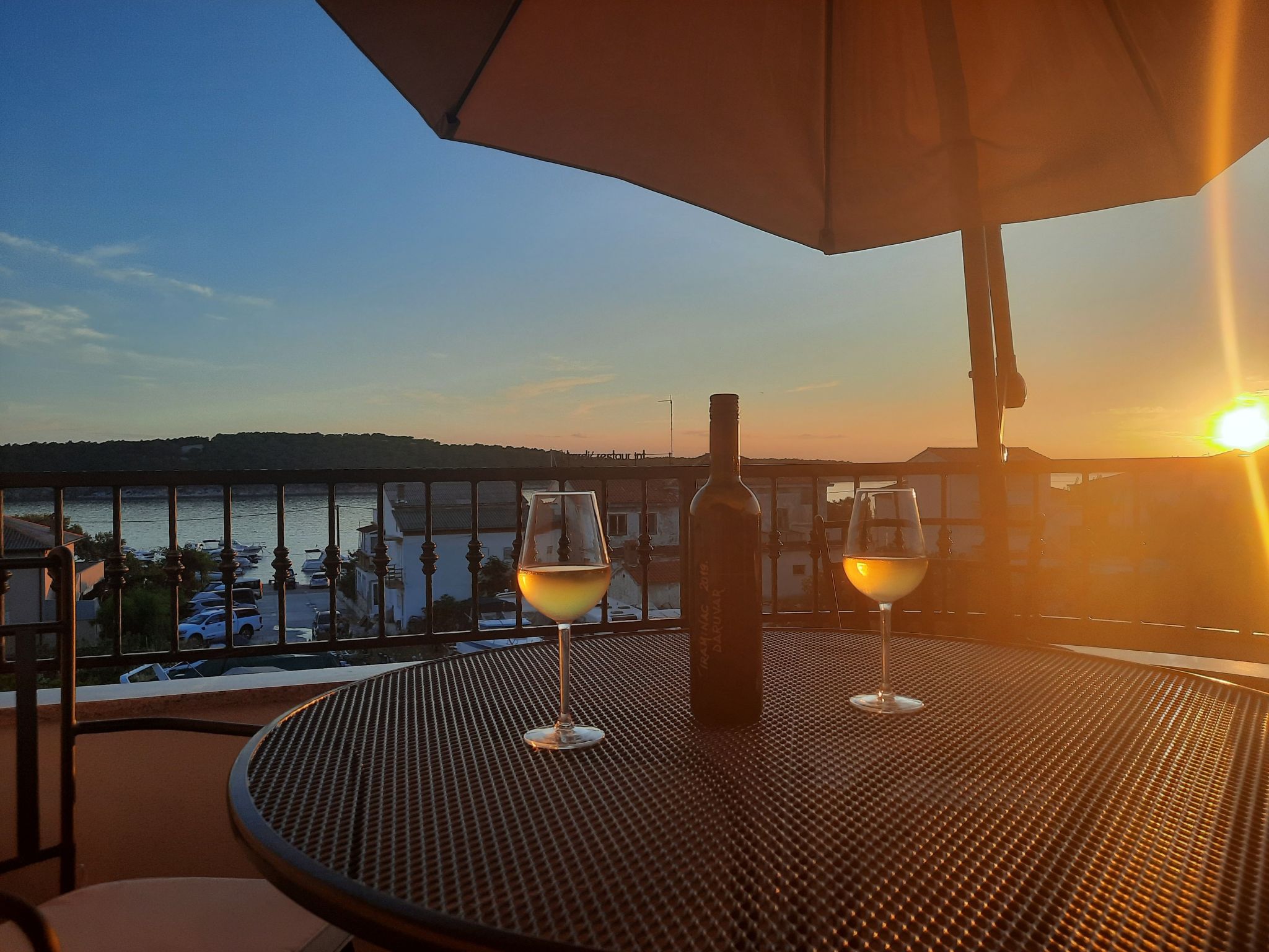 Tolle Wohnung Amphora mit möbliertem Balkon-Binnen