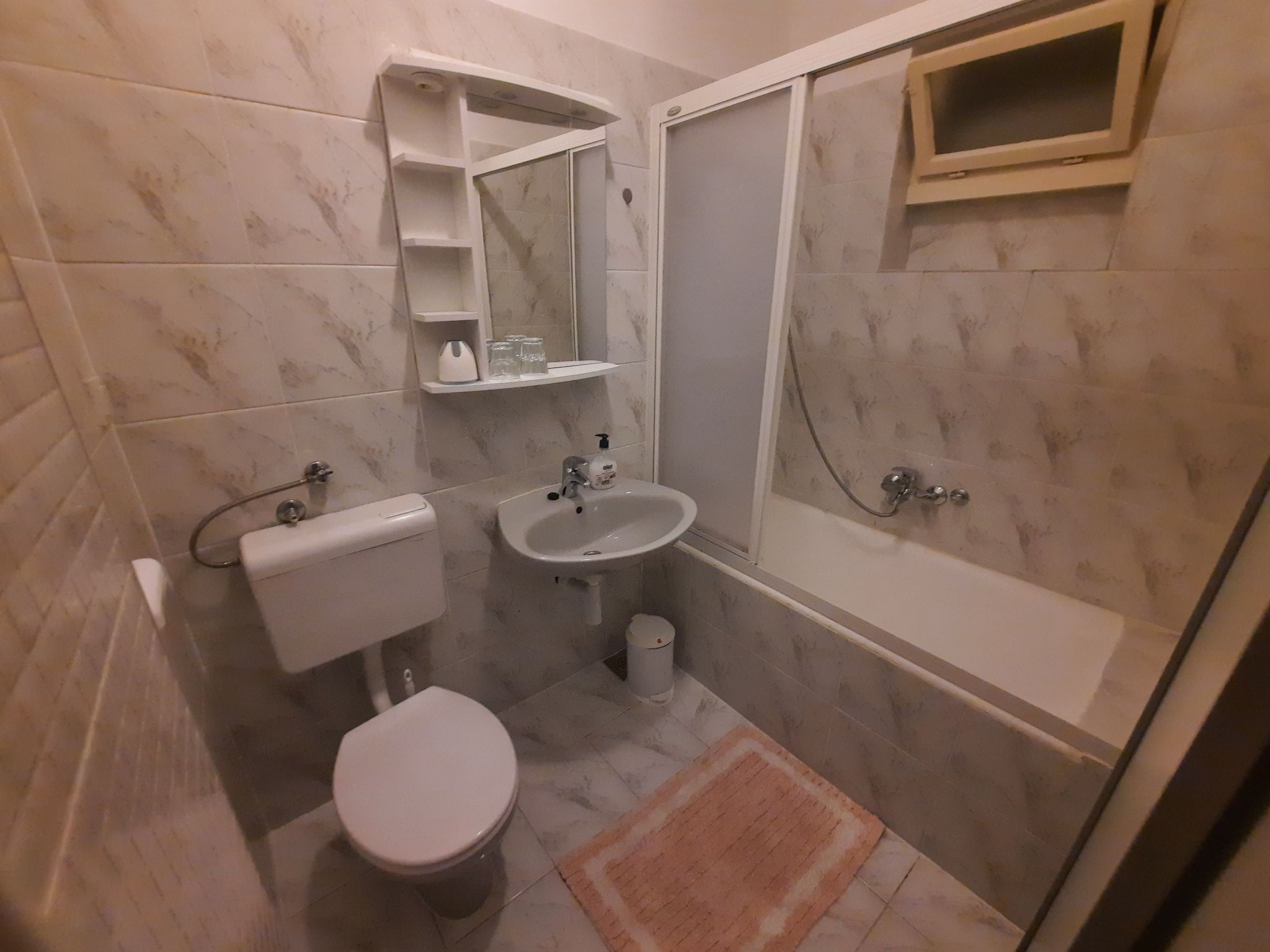 Gemütliche Ferienwohnung für Familien mit Terrasse-Binnen