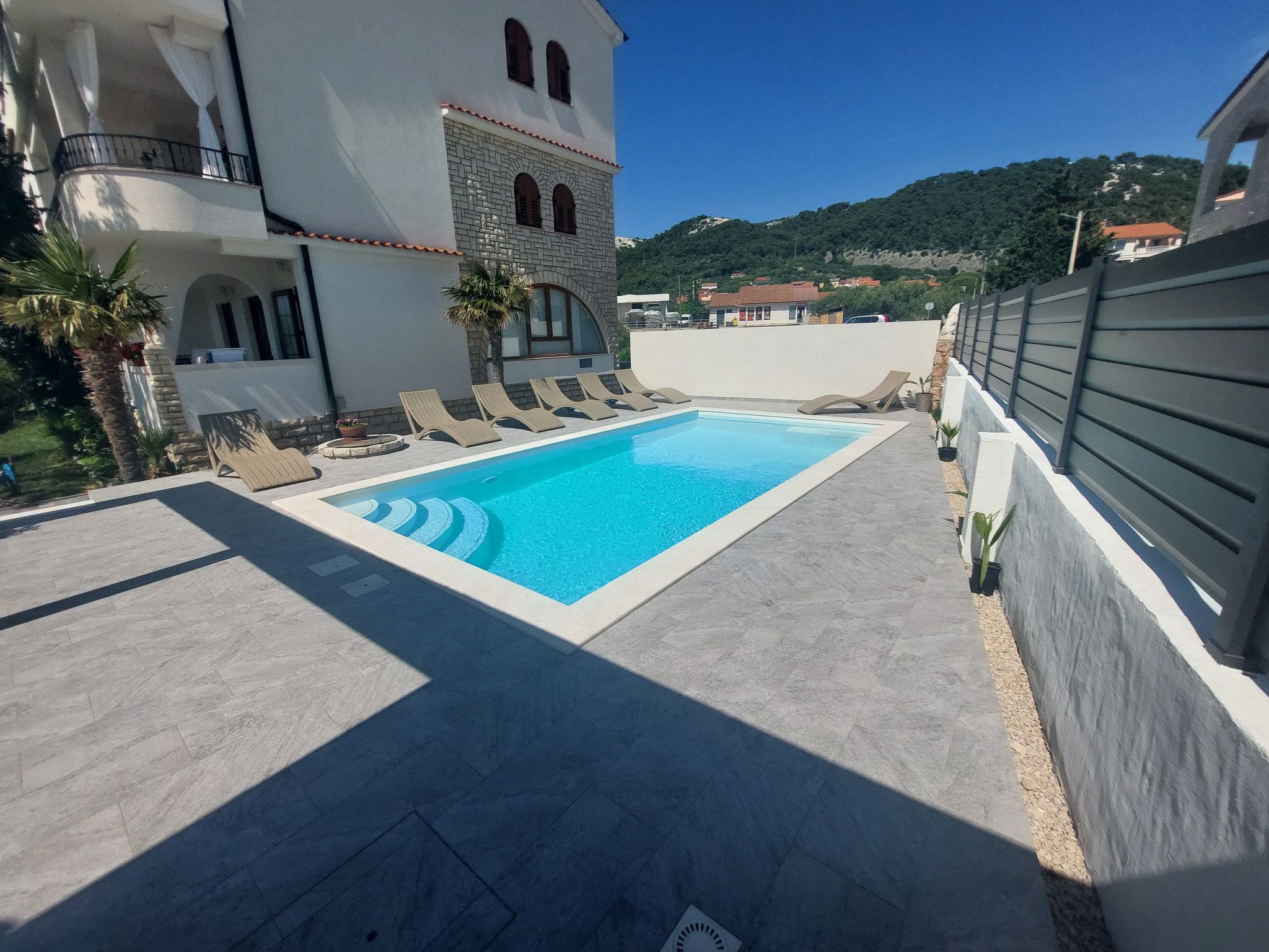 Gemütliche Ferienwohnung für Familien mit Terrasse-Binnen