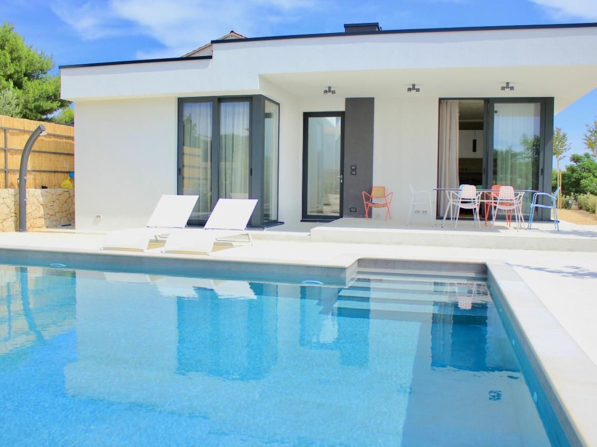 Luxuriöses Ferienhaus Sunny Garden in Barbat auf der Insel Rab Accommodation in Rab