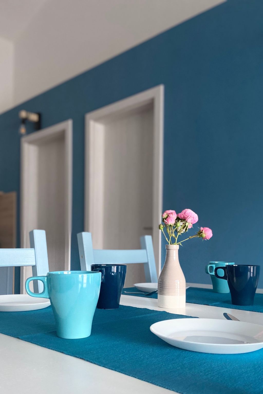 NR. 3 RELAX - APP 4-Inside