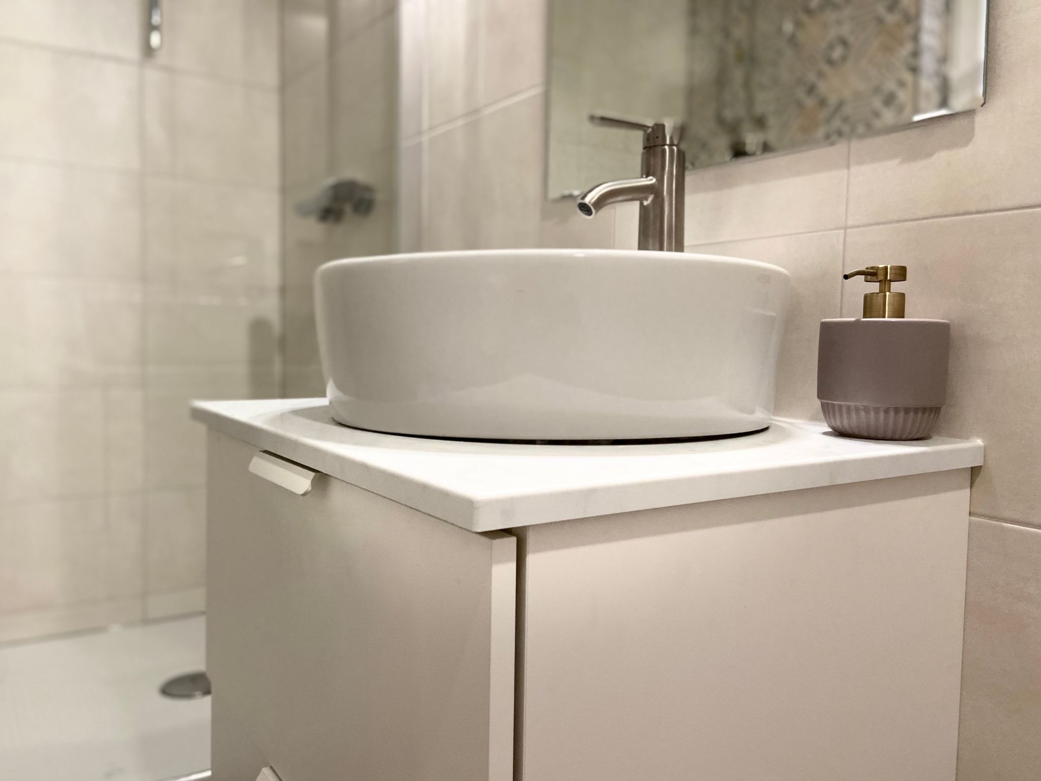 NR. 3 RELAX - APP 4-Inside