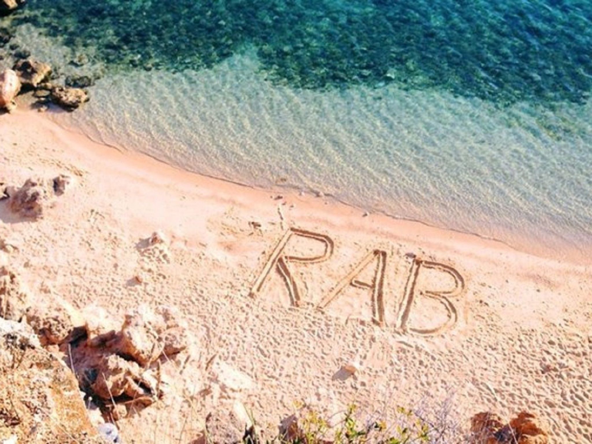 Photo of NR.2  SANDRA - APP 4