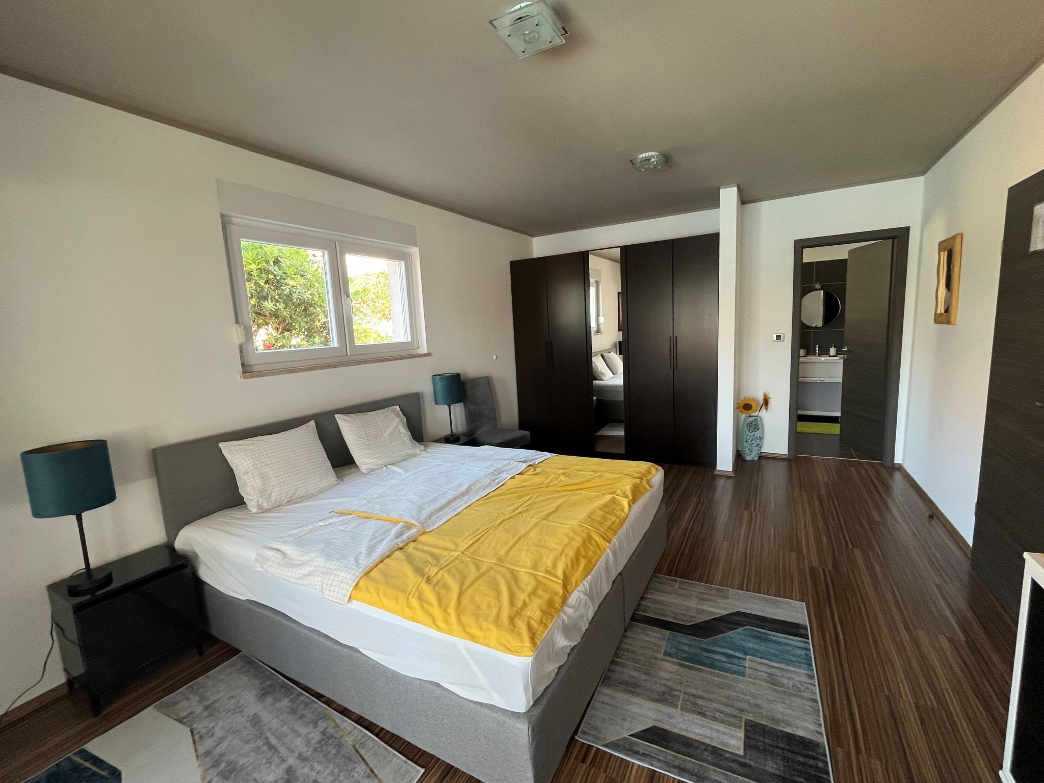 Villa Summer Escape in Barbat mit Garten und Aussicht-Binnen