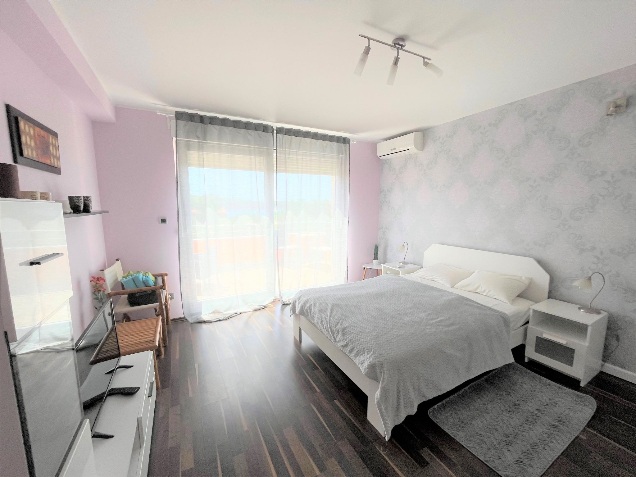 Villa Summer Escape in Barbat mit Garten und Aussicht-Binnen