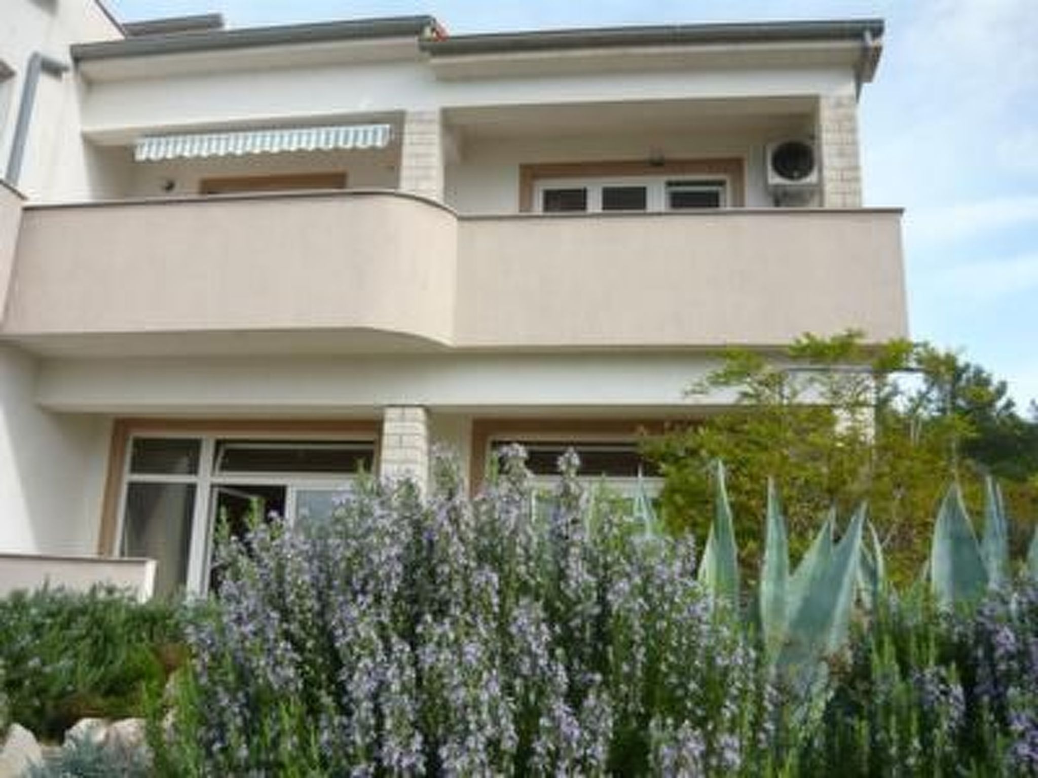 Jadro Apartments in Barbat mit Grill und Whirlpool-Binnen