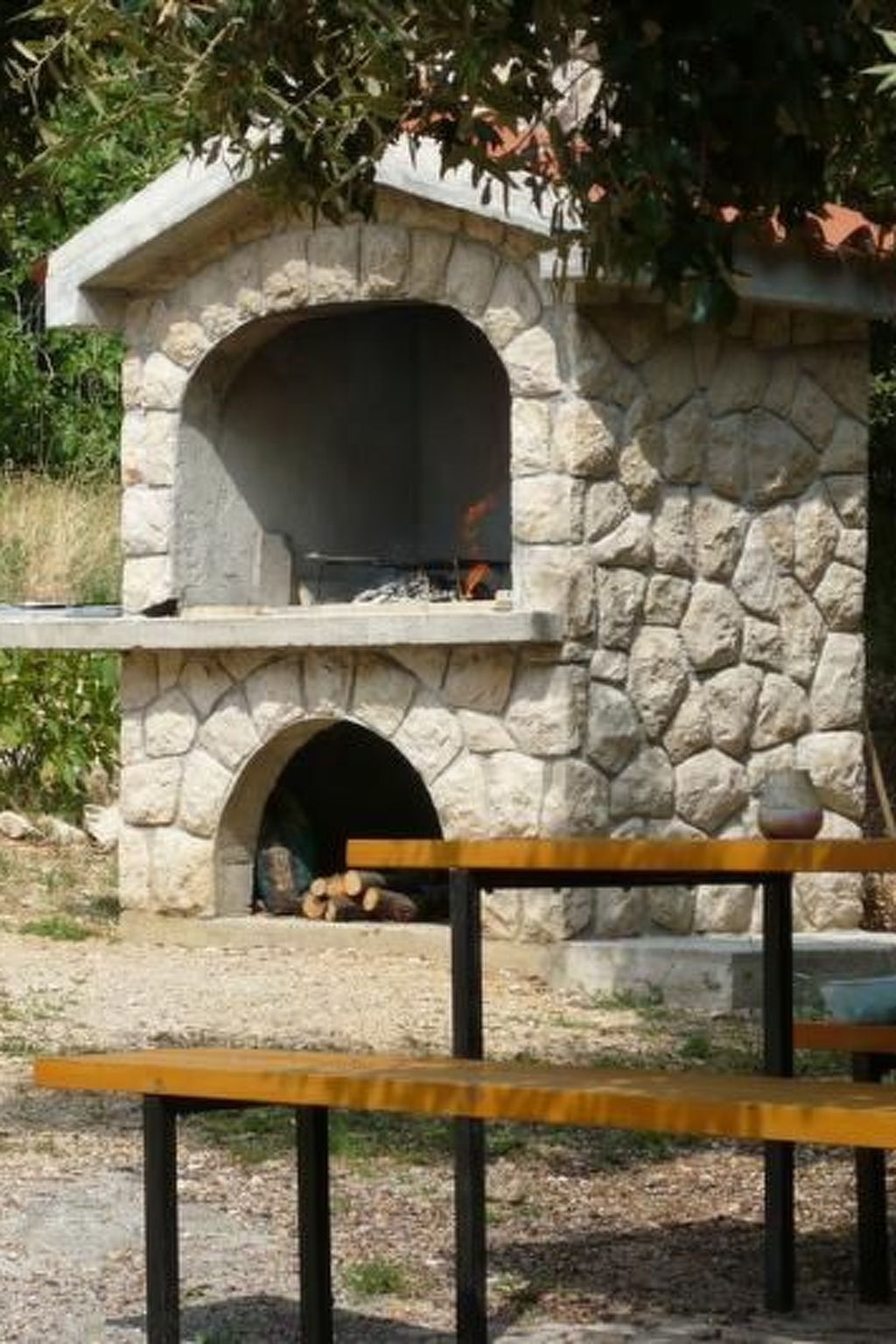 Jadro Apartments in Barbat mit Grill und Whirlpool-Binnen