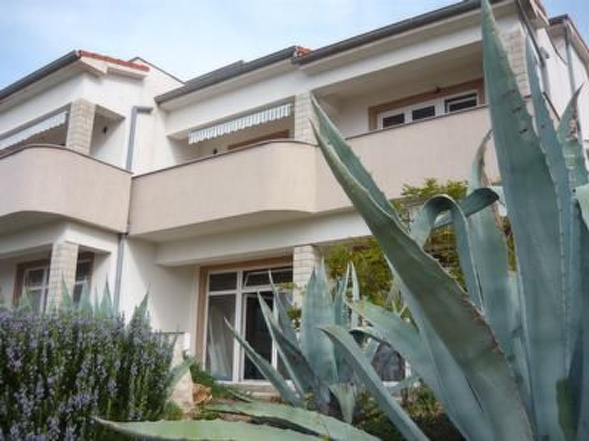 Nette Ferienwohnung mit Whirlpool und Garten-Binnen