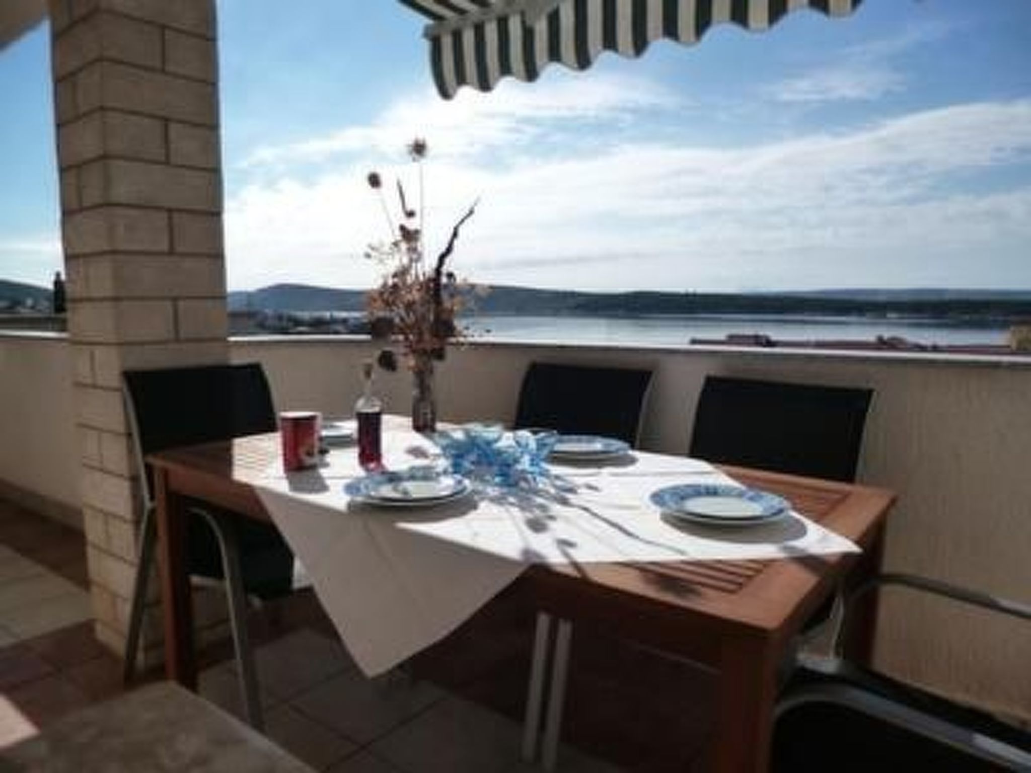 Nette Ferienwohnung mit Whirlpool und Garten-Binnen