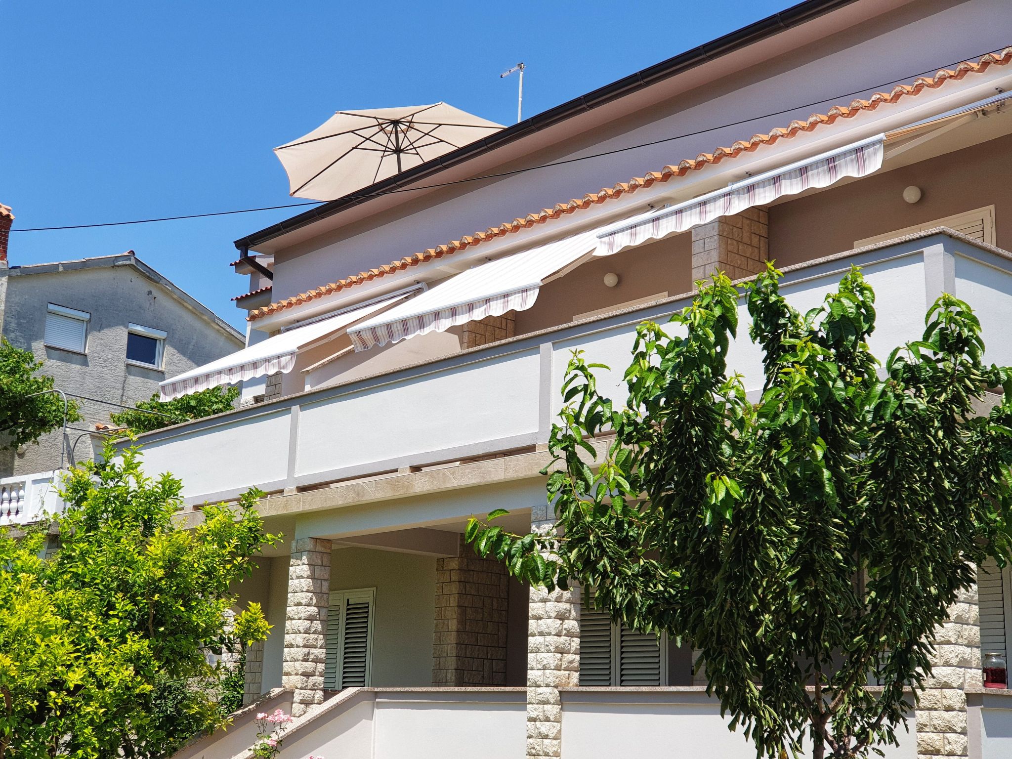 Appartement in Palit mit Privatem Balkon-Image-tags.info