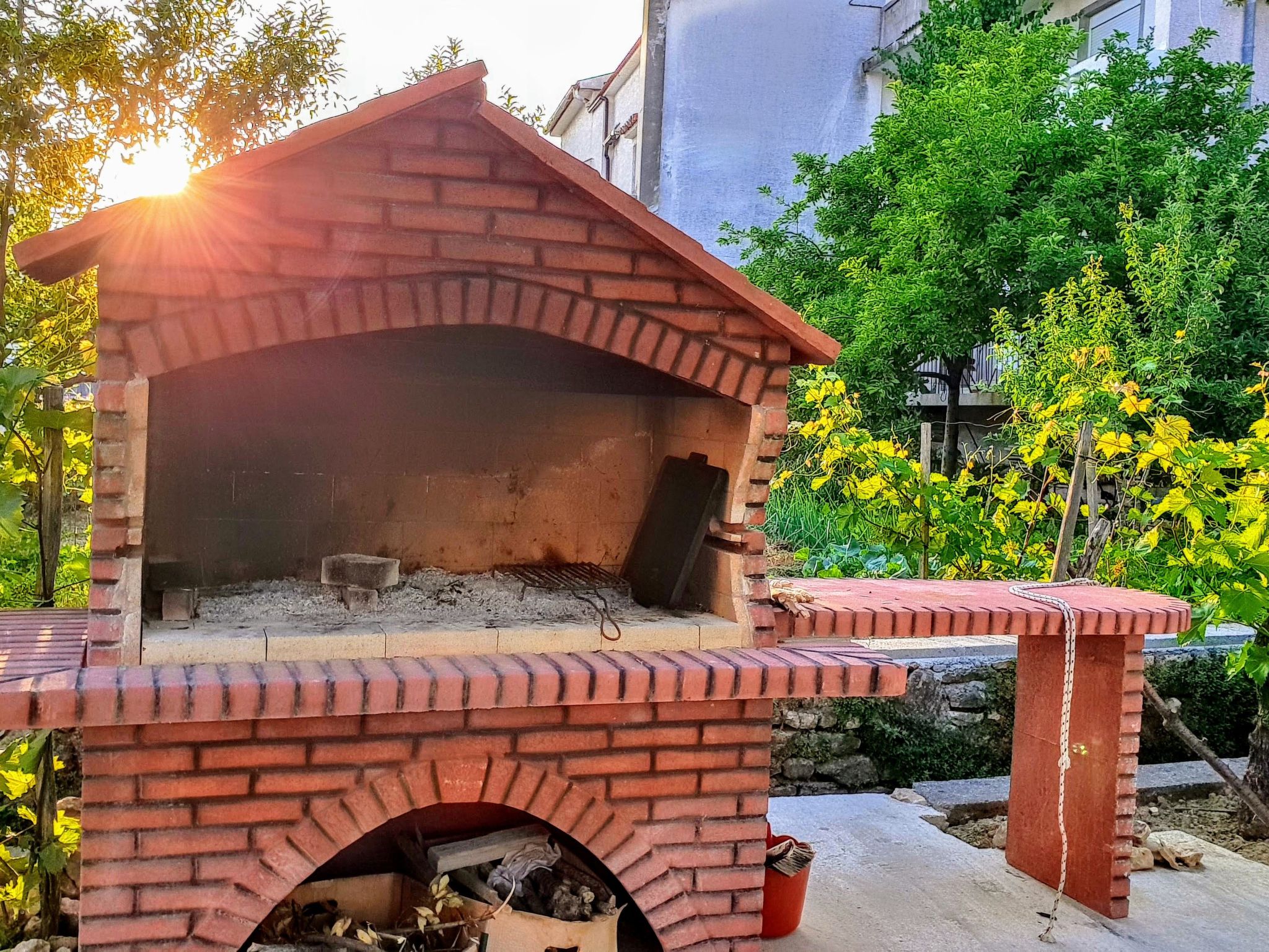 Große Wohnung in Palit mit Privatem Balkon-Image-tags.info