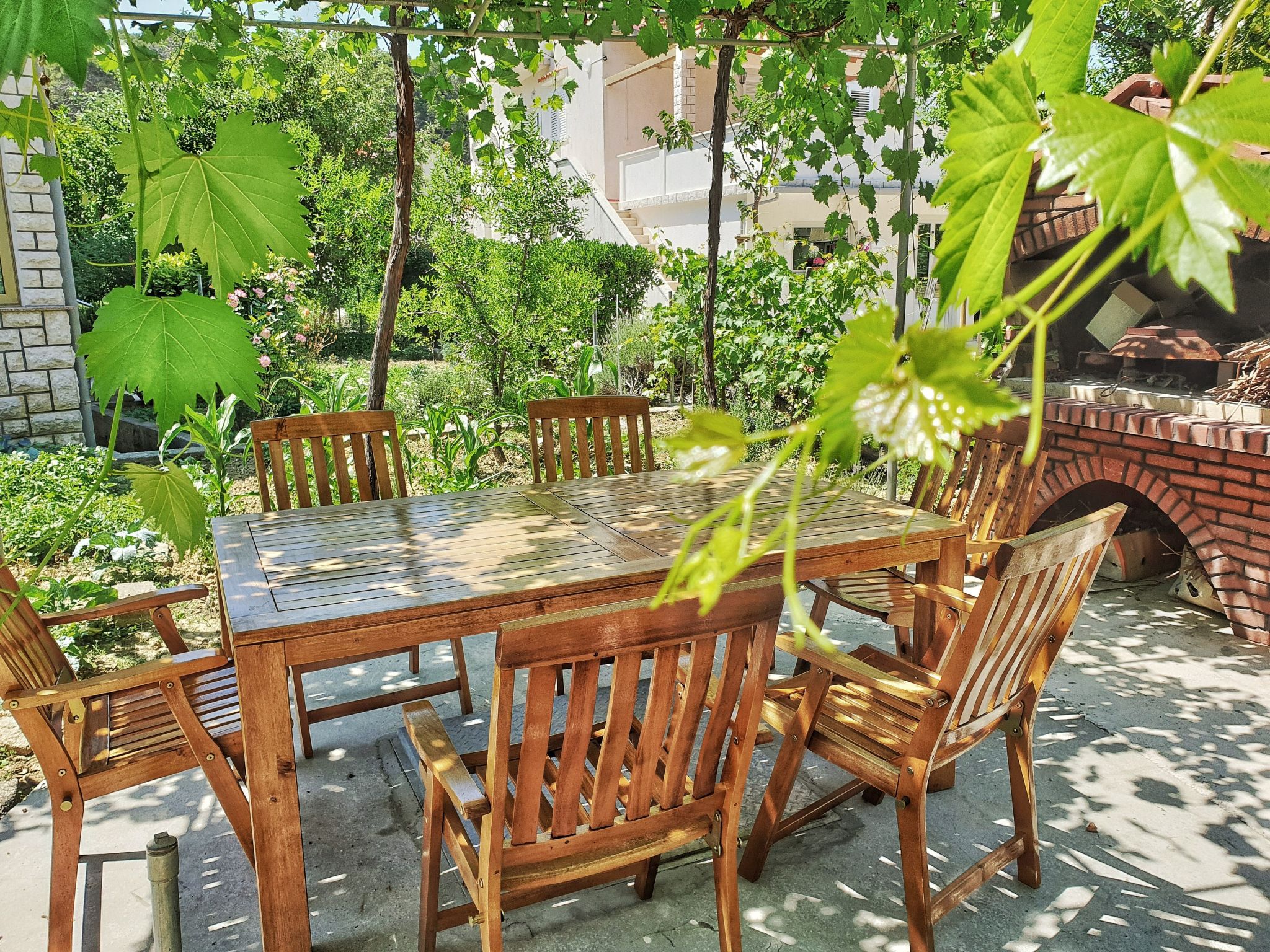 Große Wohnung in Palit mit Privatem Balkon-Image-tags.info