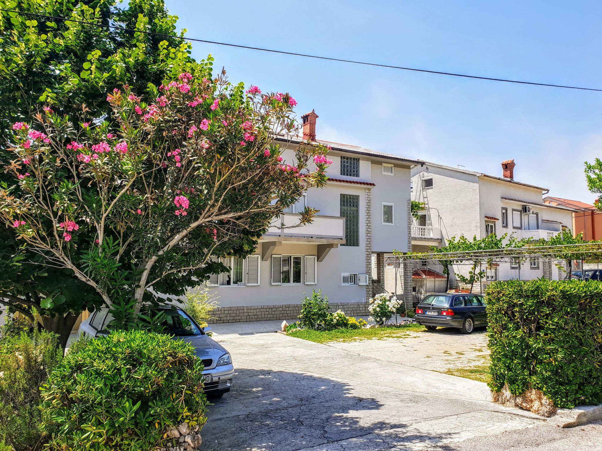 Große Wohnung in Palit mit Privatem Balkon-Image-tags.info