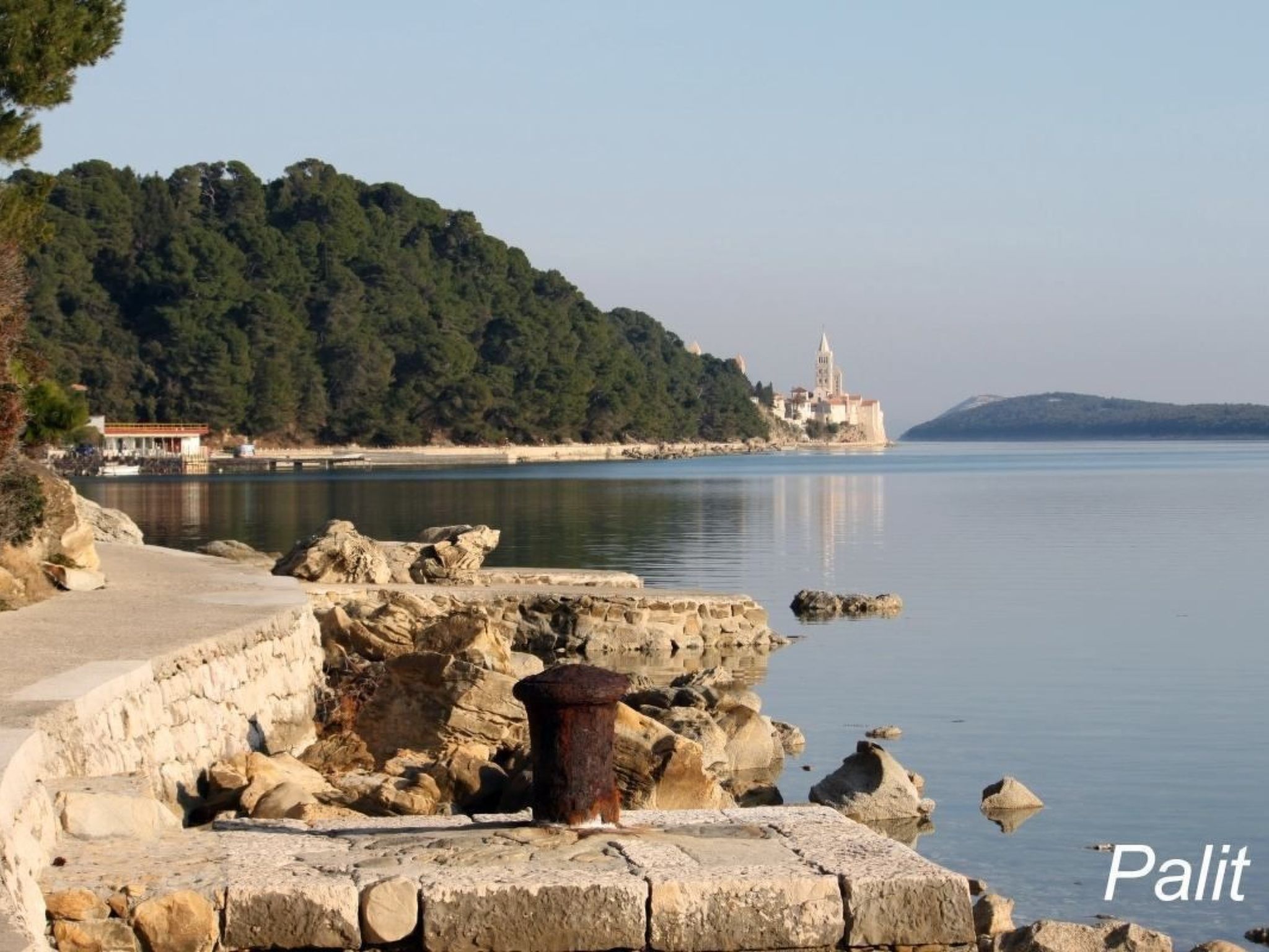 Große Wohnung in Palit mit Privatem Balkon-Image-tags.info