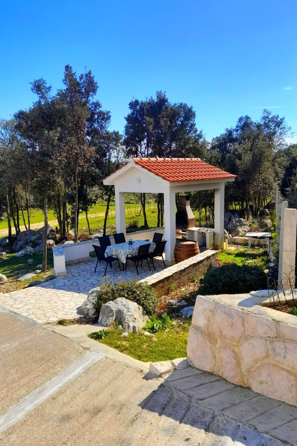 In Kampor mit Privatparkplatz