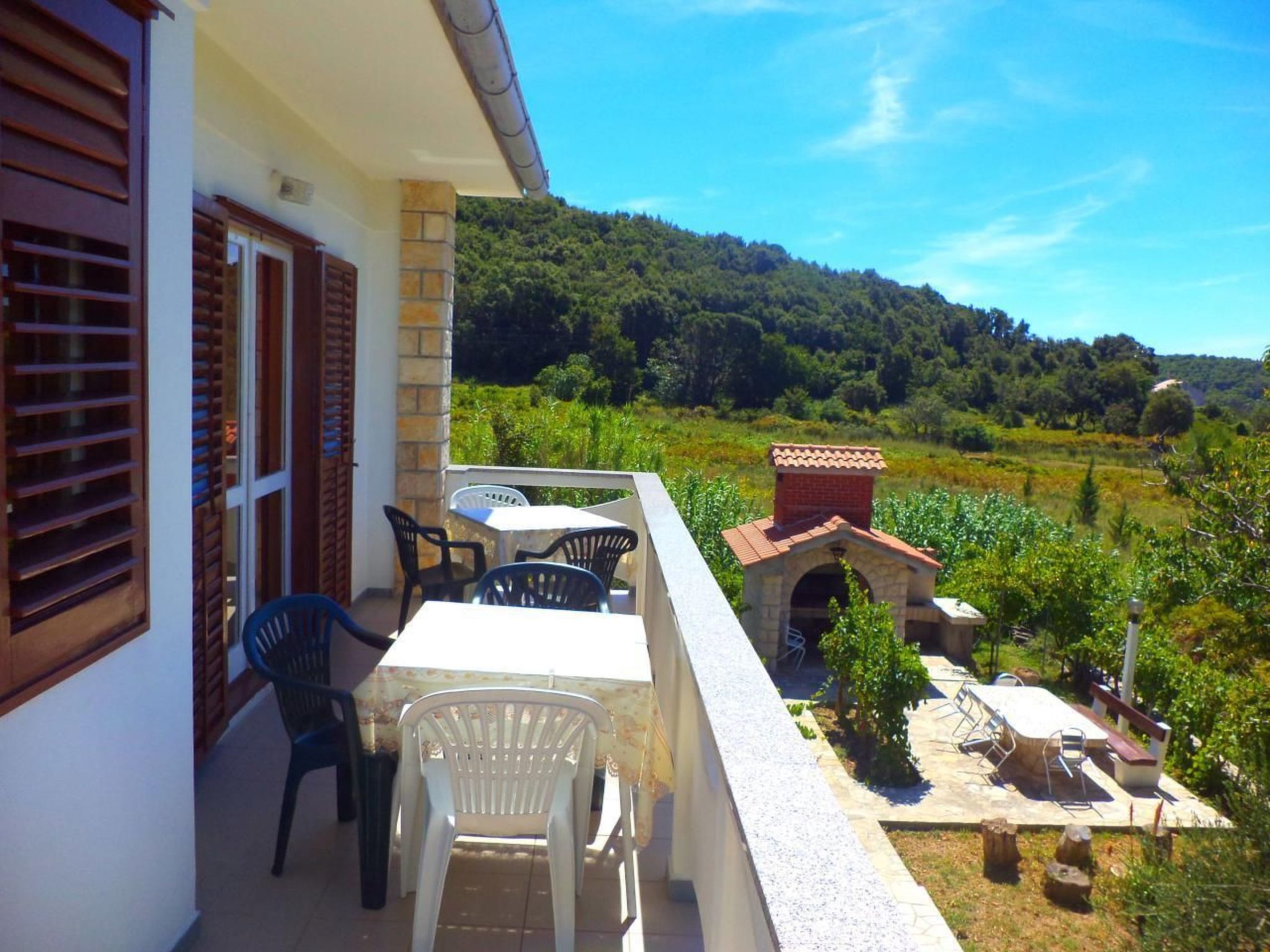 Wohnung in Kampor mit gemauertem Grill-Image-tags.info