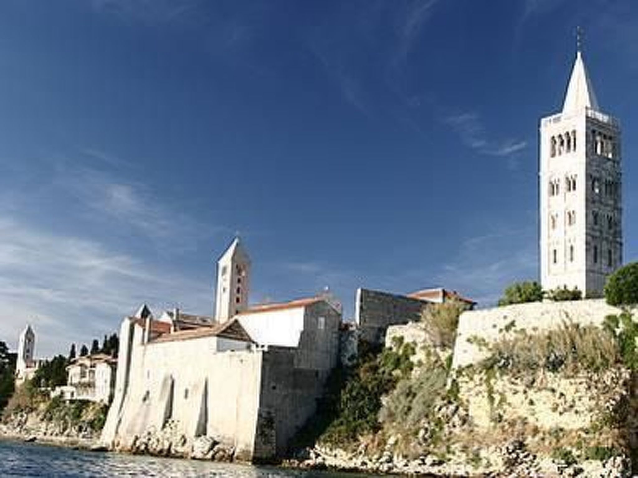 Erdgeschosswohnung mit Terrasse für sechs Personen-Binnen