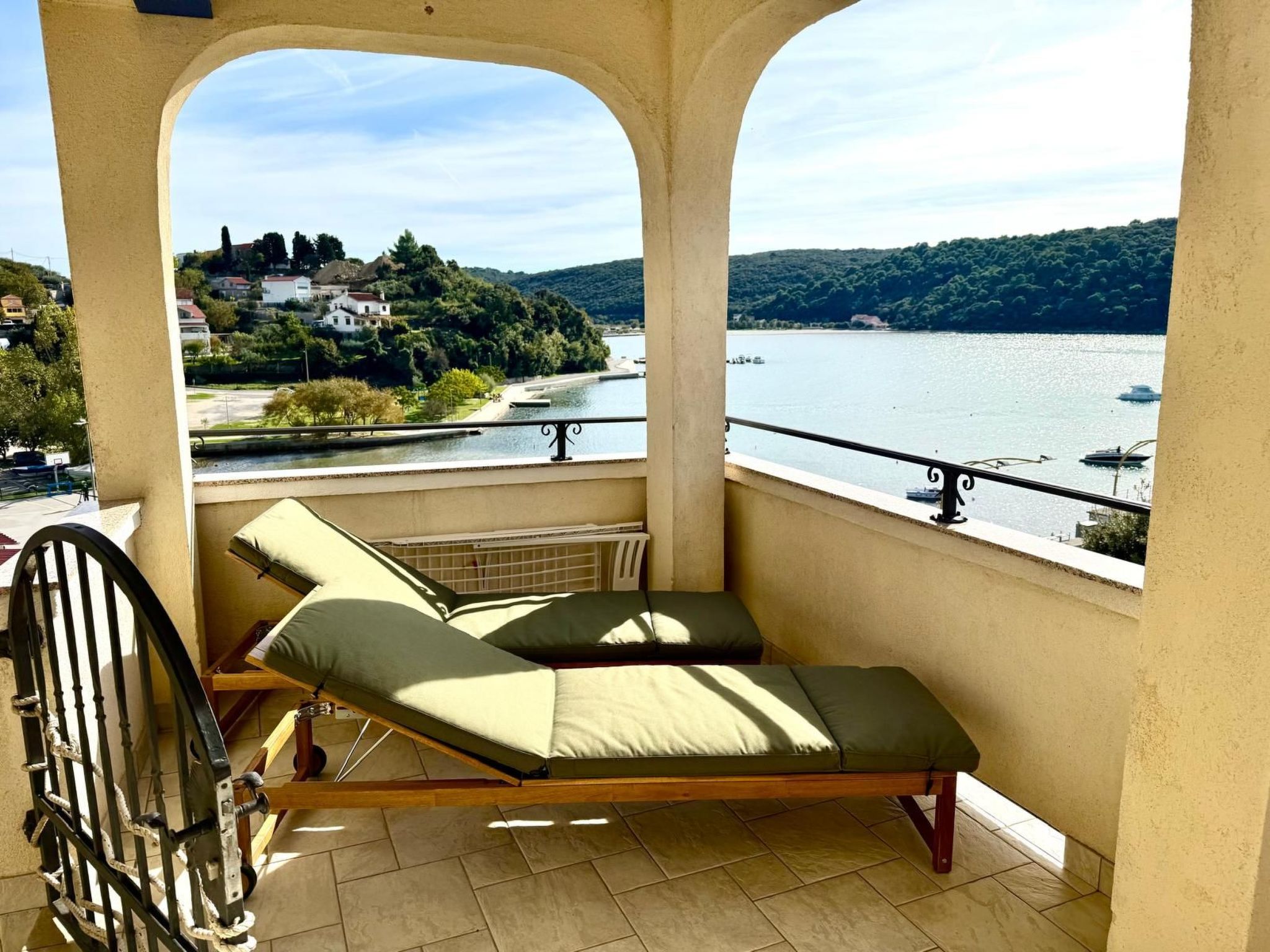 Im 2. Stock mit Meerblick-Image-tags.info