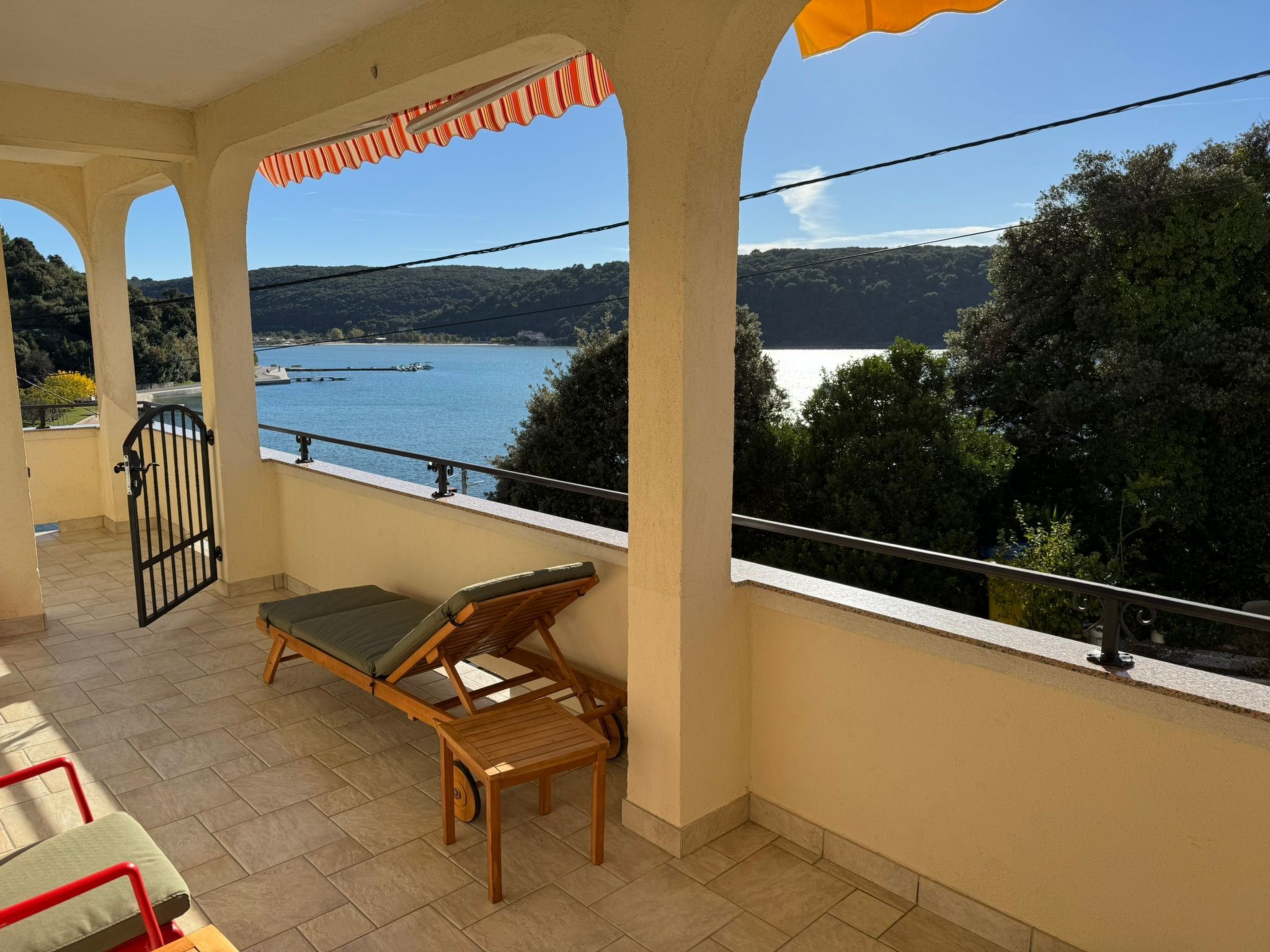 Geräumige Ferienwohnung mit Meerblick-Image-tags.info