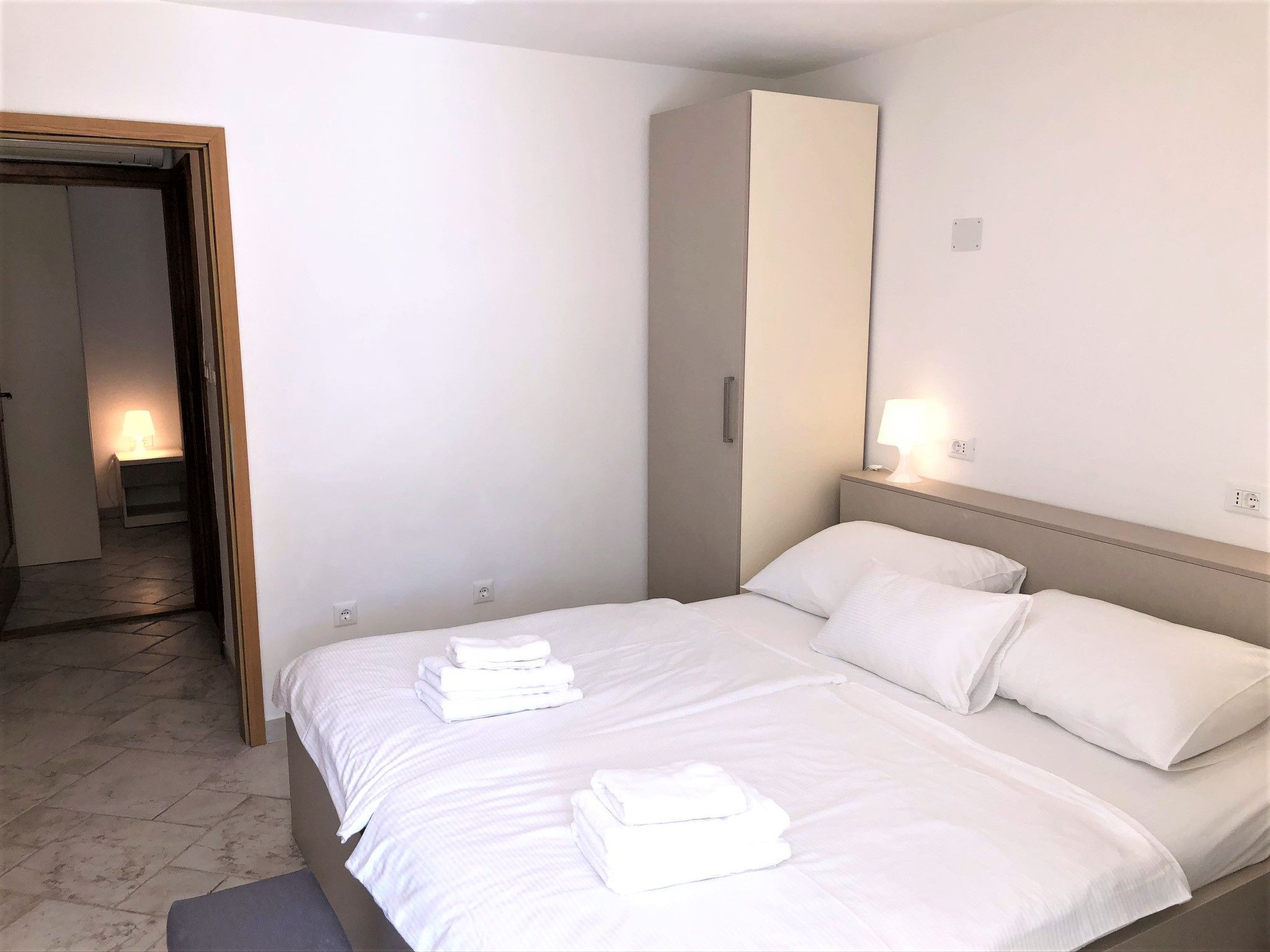 Mit Blick auf das Wasser-Image-tags.info