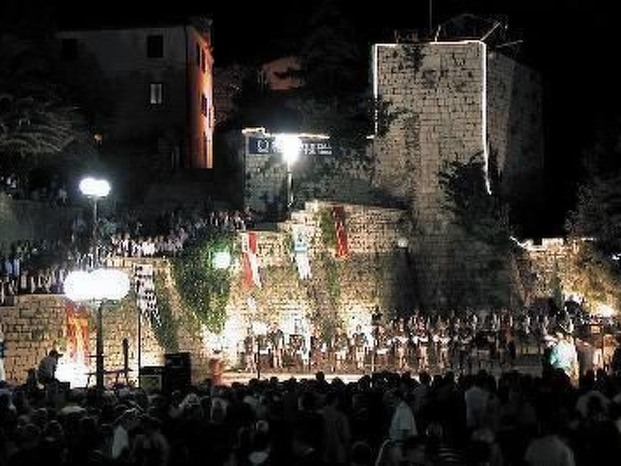 Mit Blick auf das Wasser-Image-tags.info