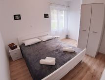 Appartement Marica met balkon en prachtig uitzicht op zee nabij strand - thumbnail 6