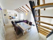 Modern appartement over twee verdiepingen met prachtig zeezicht bij Rab - thumbnail 2