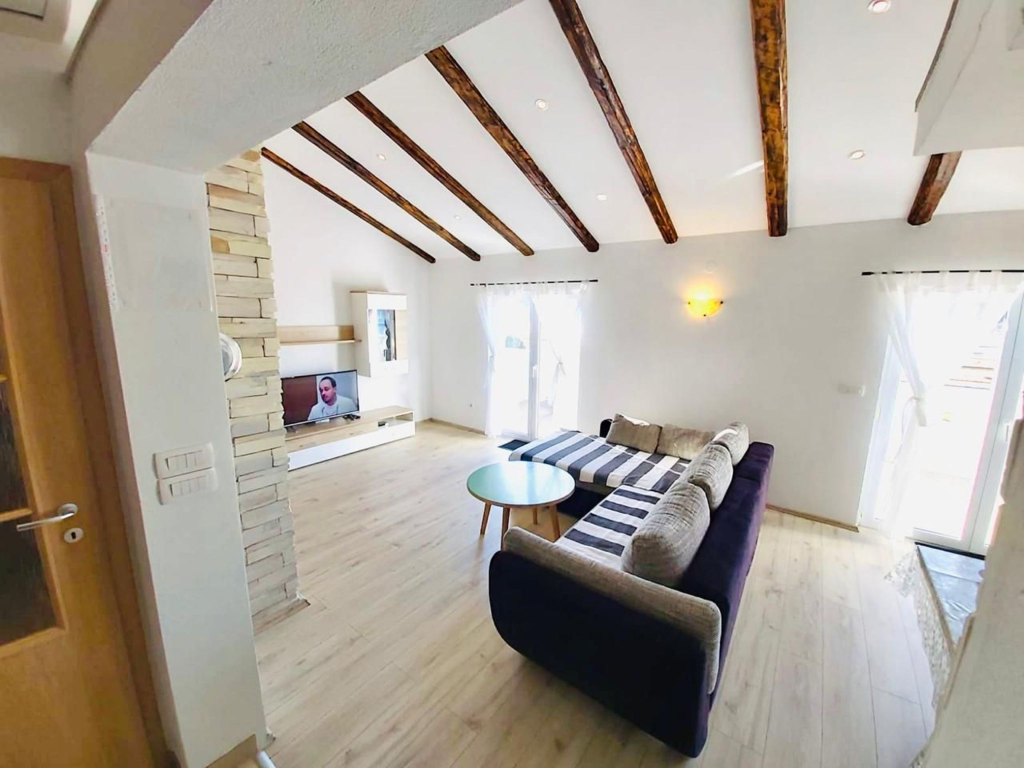 Photo of Apartment Karlo auf zwei Wohnebenen, mit Meerblick