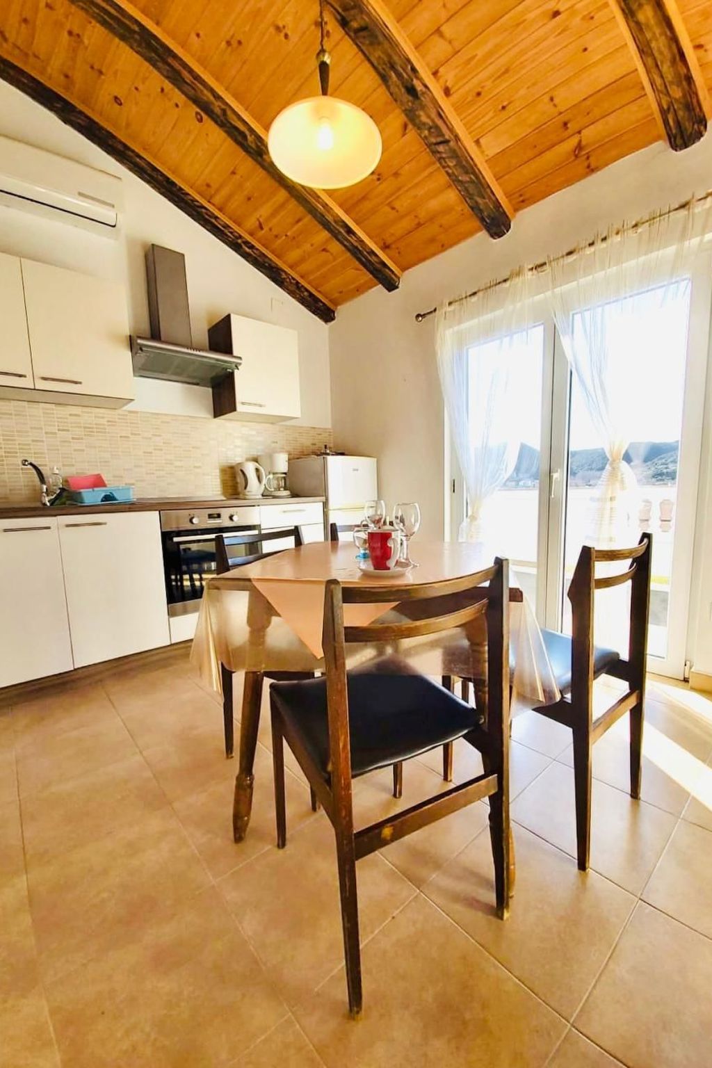 Dachgeschosswohnung auf zwei Etagen mit schönem Meerblick-Binnen