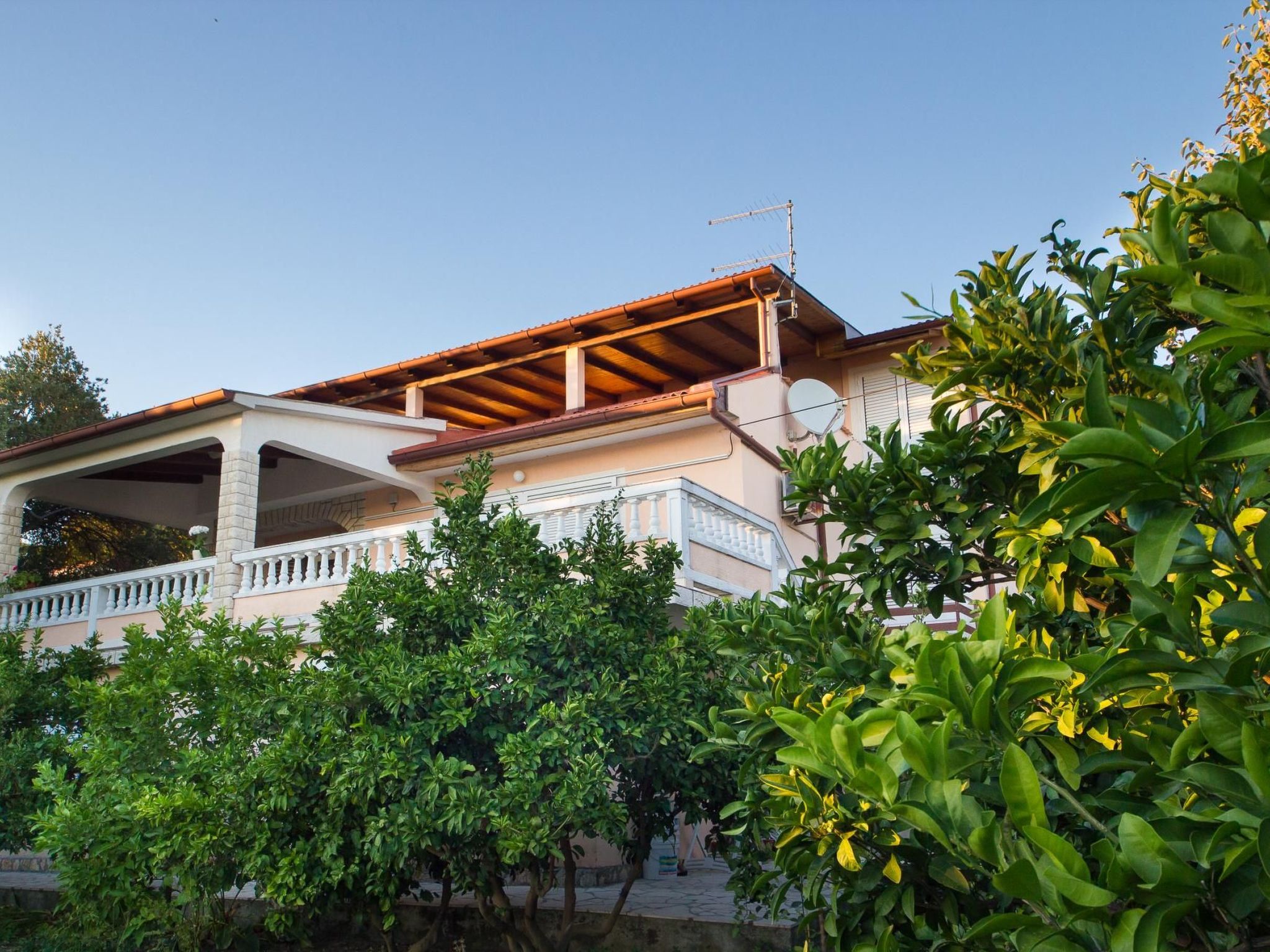 Photo of mit Terrasse