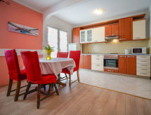 Zora: Sfeervol appartement voor 7 bij het strand van Lopar, Rab - thumbnail 4