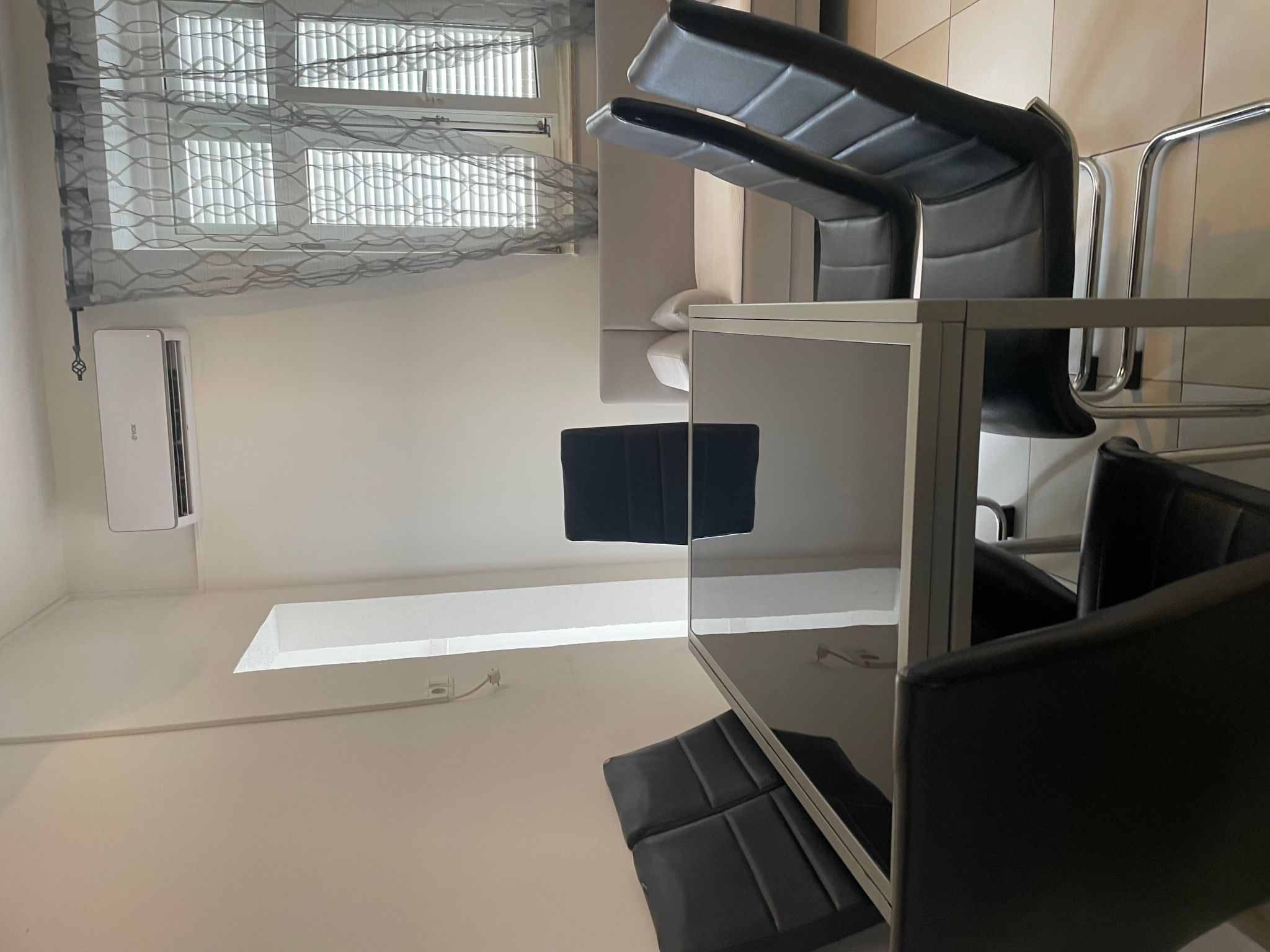 Mit Blick auf das Wasser-Binnen