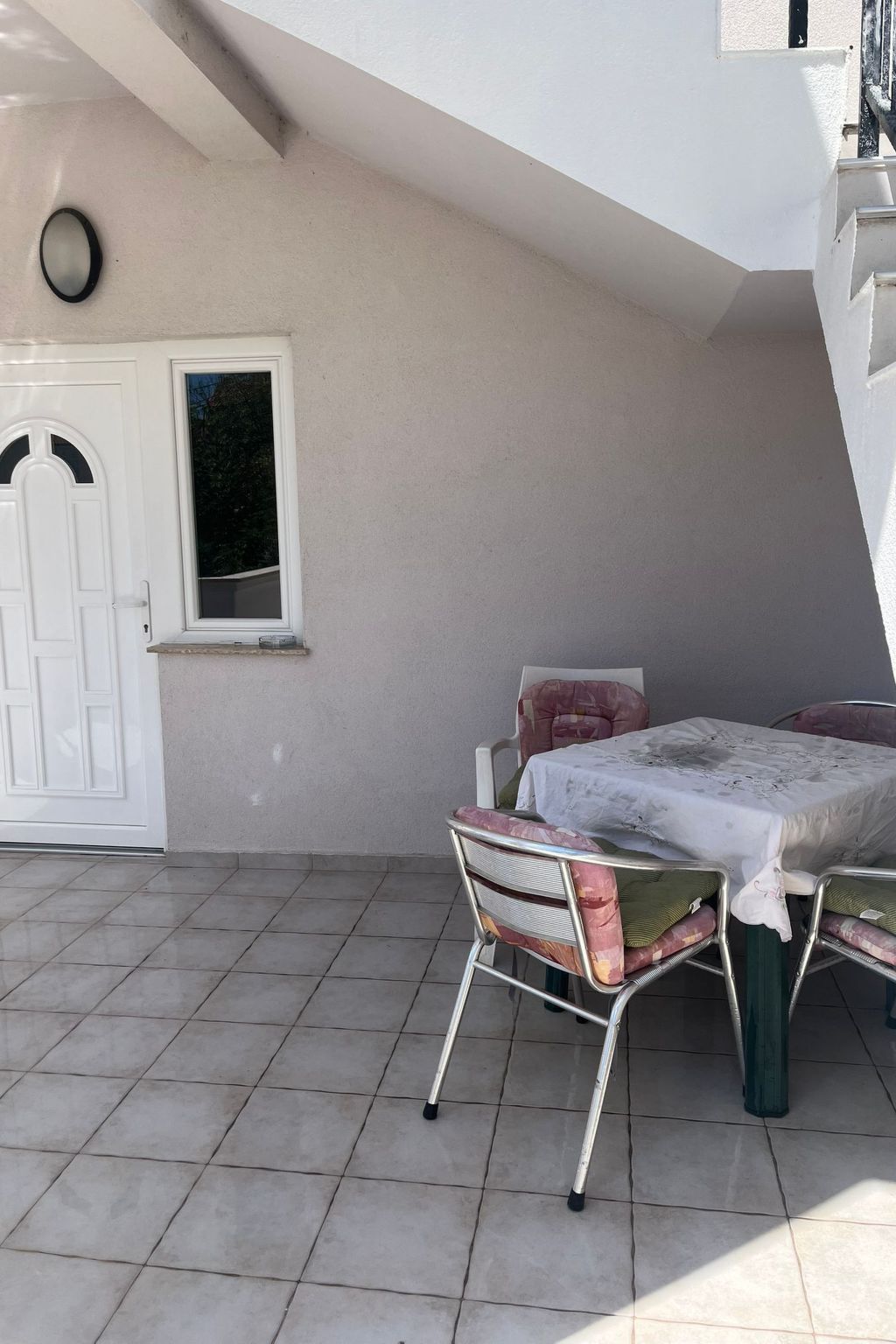 Für sechs Personen-Inside