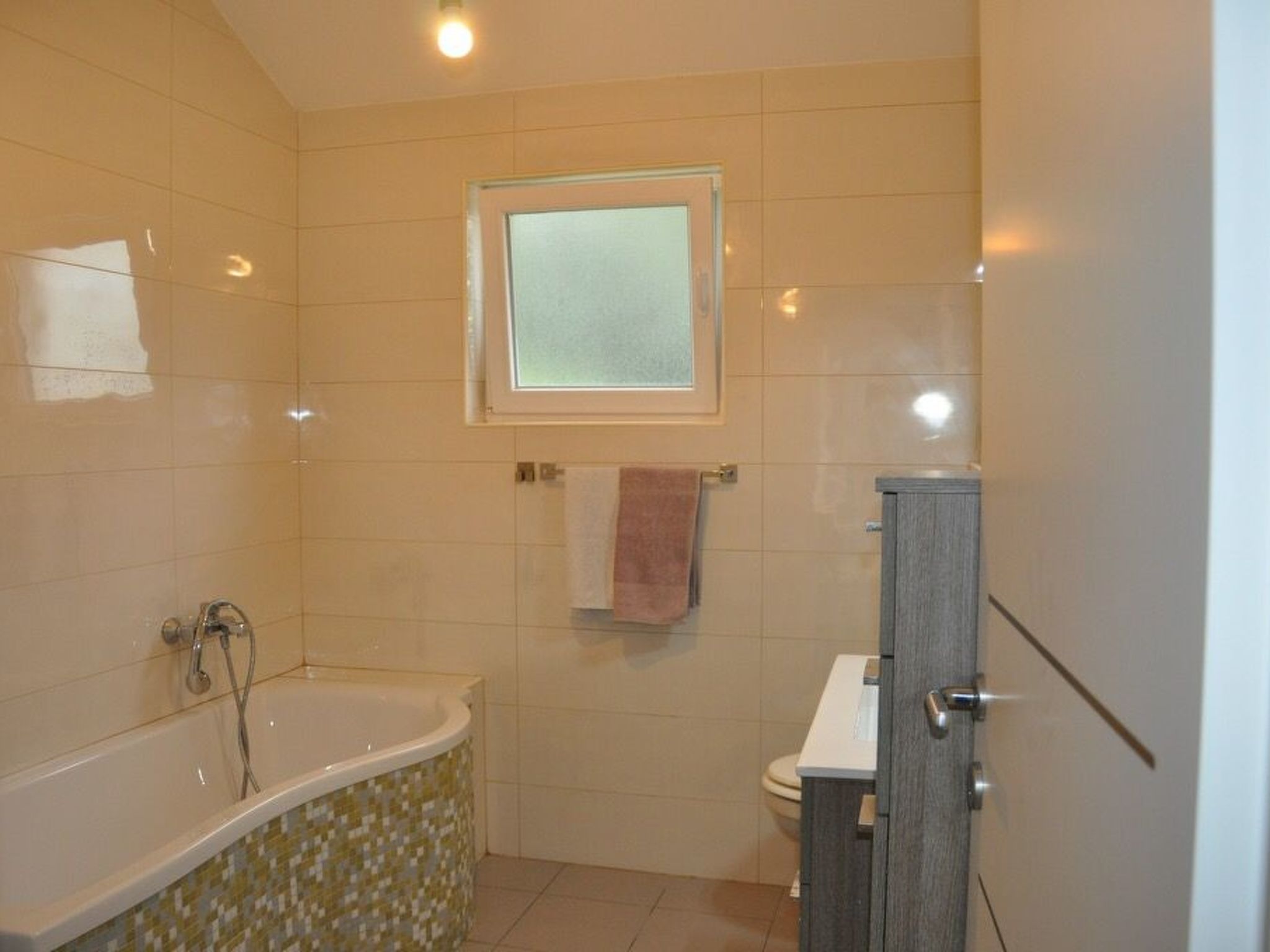 "Sanset" mit Blick auf das Wasser-Inside