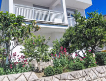 Fijn appartement op 150 meter van het zandstrand in Lopar, Rab - thumbnail 2
