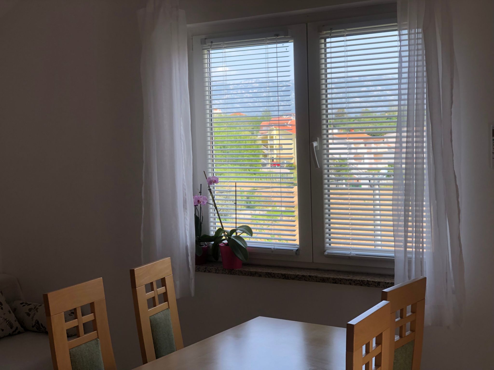 Zentrale Ferienwohnung mit Balkon-Inside