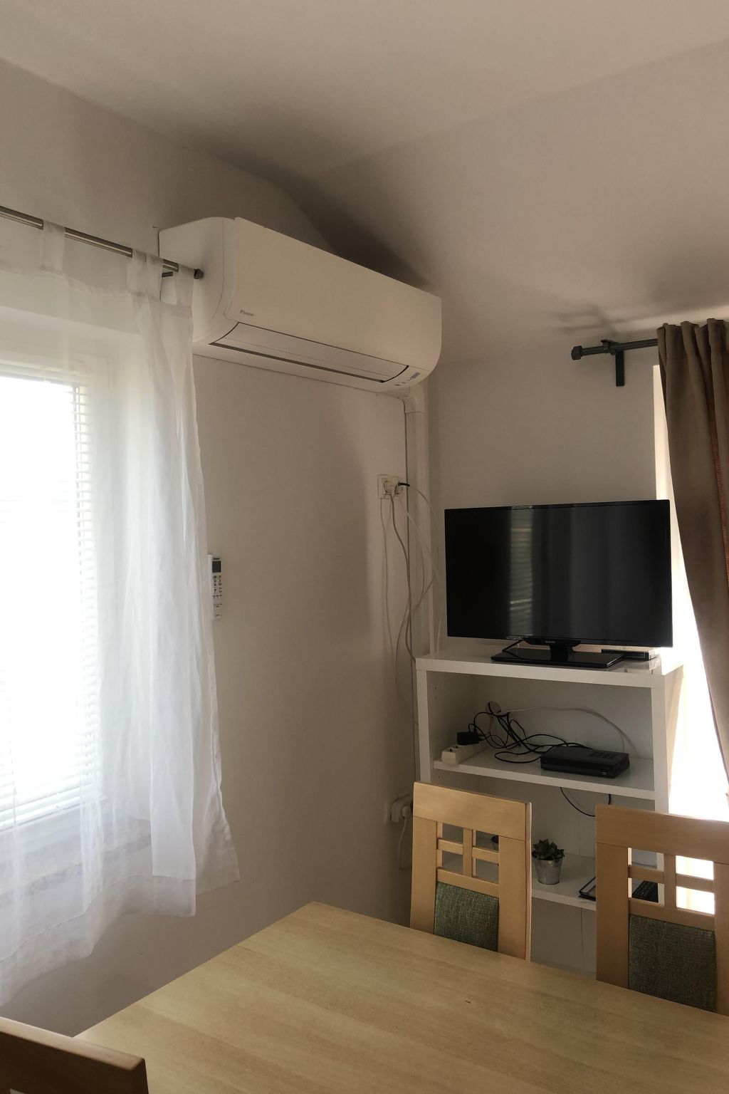 Zentrale Ferienwohnung mit Balkon-Inside