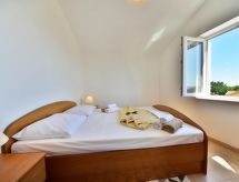 Appartement Sani aan zee in Karlobag met zwembad en uitzicht - thumbnail 5