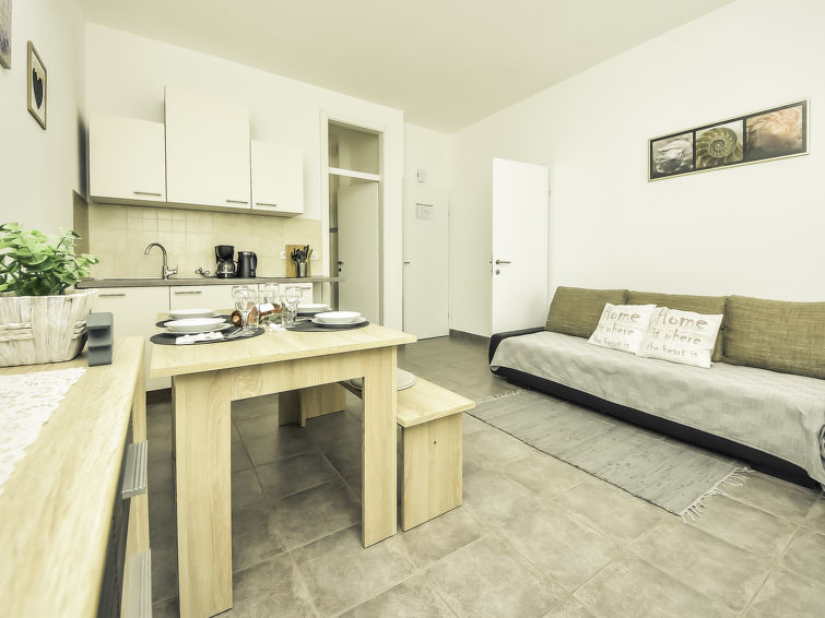 4-persoons appartement Snježana direct aan zee in Karlobag in Karlobag