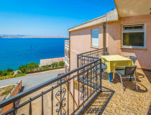 Appartement Delfin in Karlobag: zwembad, zeezicht en halfpension aan de Kvarner baai - thumbnail 3