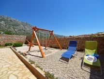 Zonnig appartement Golub vlakbij zee en strand in Karlobag - thumbnail 4